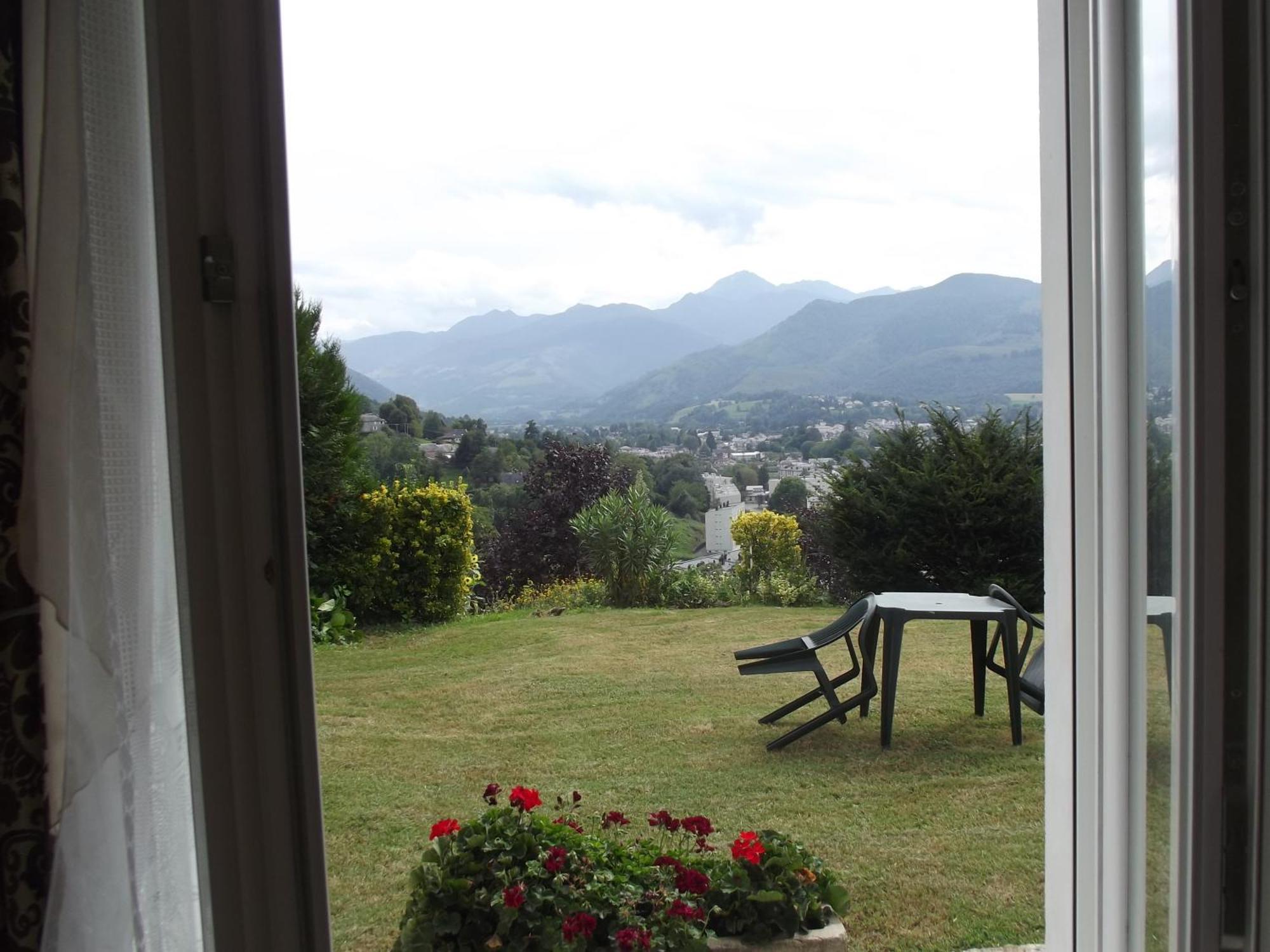 Chambres D'Hotes Le Belvedere Bagnères-de-Bigorre Szoba fotó